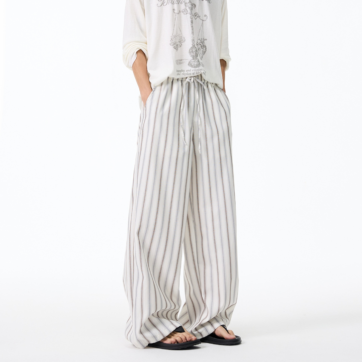 Club Léger Sweatpants