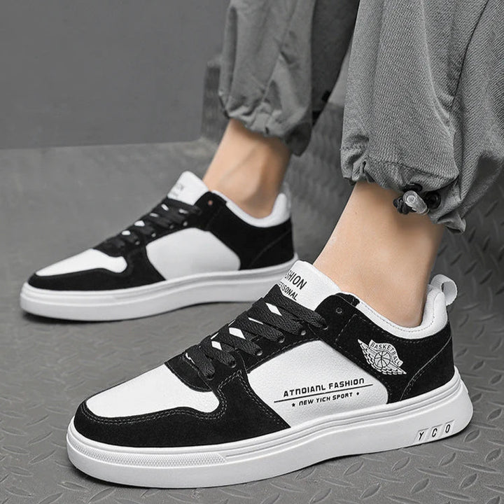 YCO Sneakers
